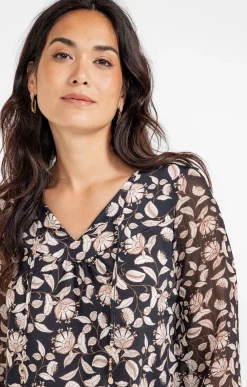 T-SHIRT COL V MANCHES 3/4 -