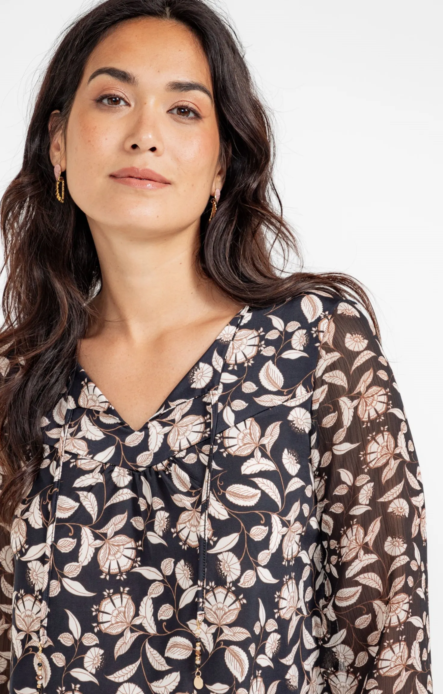 T-SHIRT COL V MANCHES 3/4 -