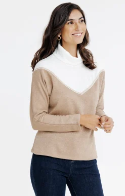 T-SHIRT HIVER COL BOULE -